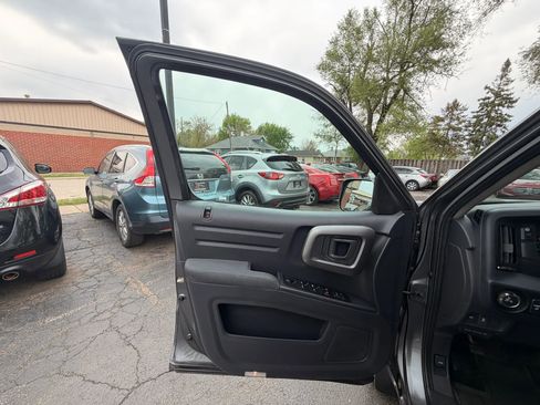 Used 2012 Honda Ridgeline RTS image 11