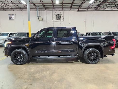 Used 2025 Toyota Tundra Limited AWD/4WD image 7