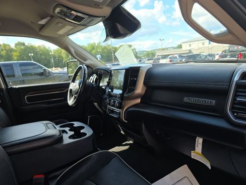 Used 2024 RAM 2500 Laramie w/ Safety Group AWD/4WD image 19