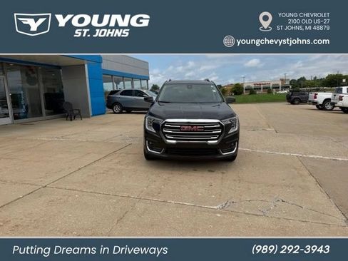 Used 2024 GMC Terrain SLT w/ LPO, Floor Liner Package AWD/4WD image 6