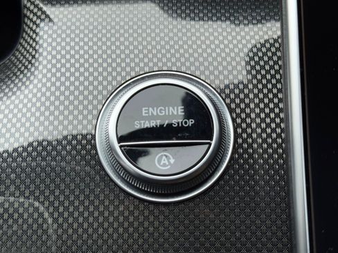 Used 2023 Mercedes-Benz C 43 AMG 4MATIC Sedan image 27