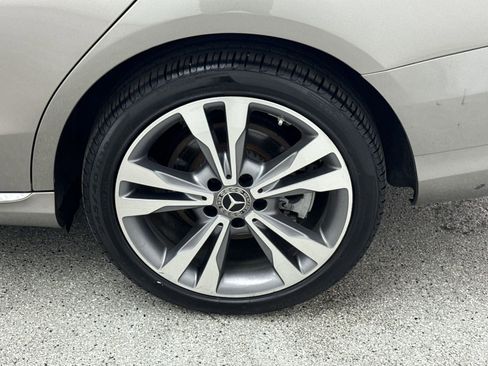 Used 2019 Mercedes-Benz C 300 4MATIC Sedan w/ Premium Package image 38