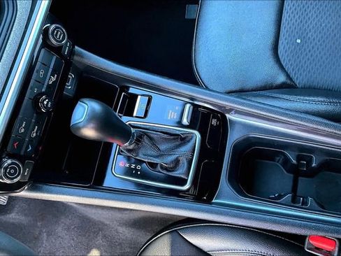 Used 2024 Jeep Compass Latitude image 18