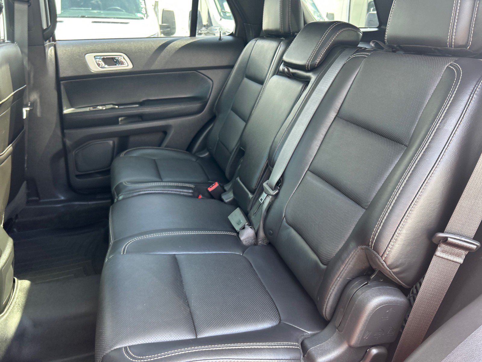 Used 2015 Ford Explorer Sport AWD/4WD image 12