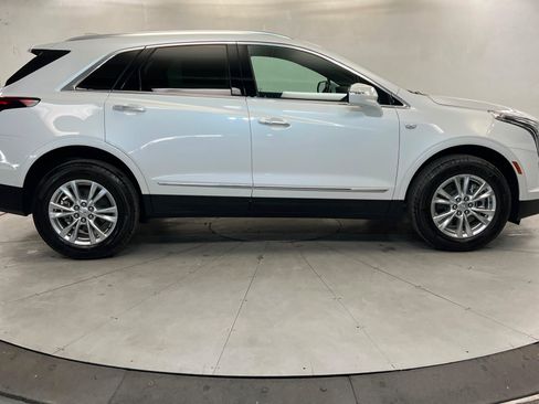 New 2025 Cadillac XT5 Luxury FWD image 7