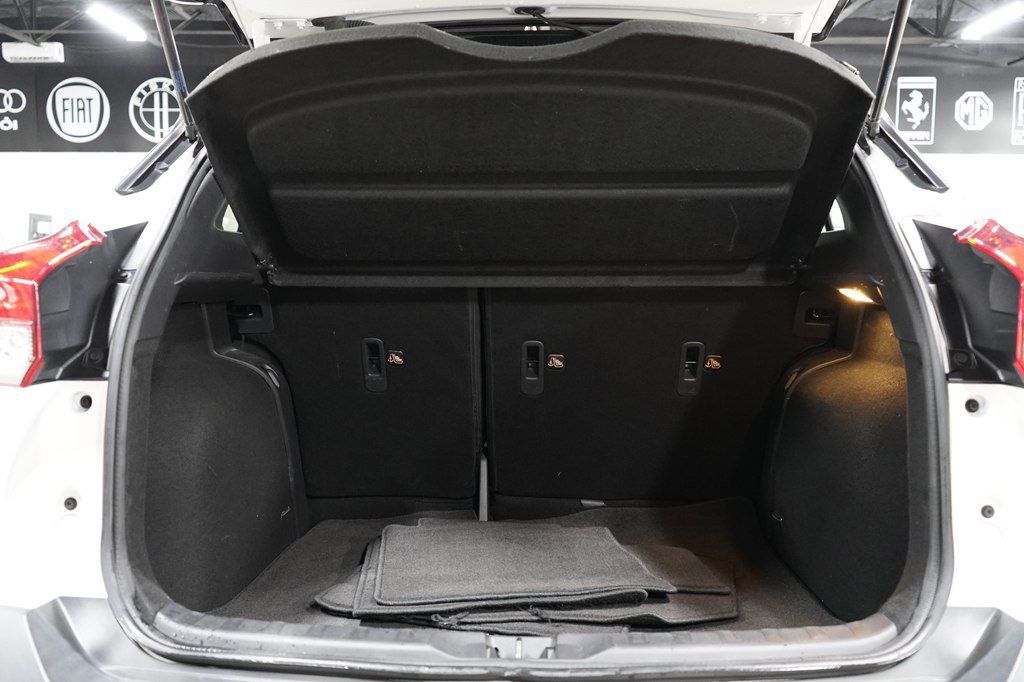 Used 2020 Nissan Kicks SV FWD image 23