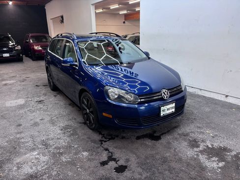 Used 2012 Volkswagen Jetta TDI FWD image 2