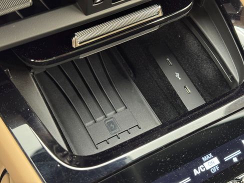 Used 2025 Porsche Cayenne E-Hybrid image 29