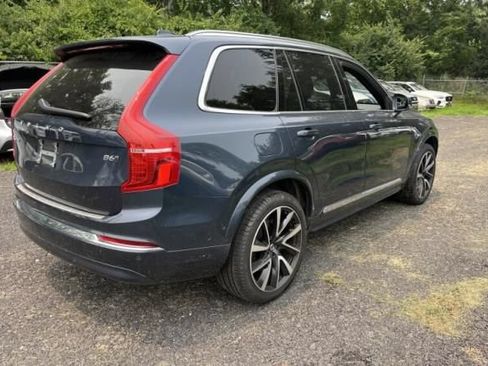 Used 2024 Volvo XC90 B6 Plus w/ Protection Package AWD/4WD image 4