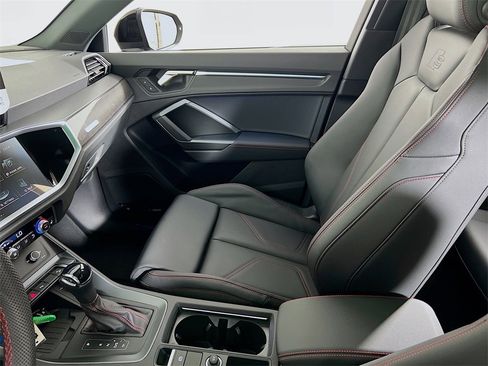 Used 2025 Audi Q3 2.0T Premium Plus image 25