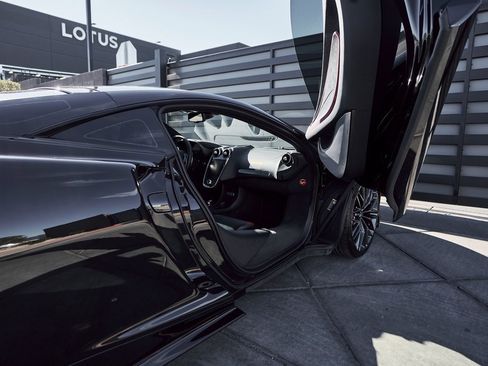 Used 2025 McLaren GTS image 26