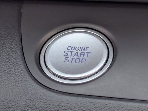 Used 2024 Hyundai Elantra SEL w/ Convenience Package image 33