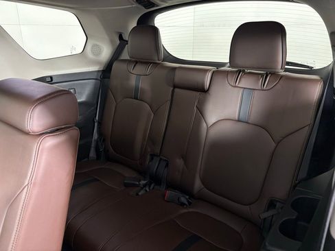 Used 2025 Honda Pilot Elite image 37