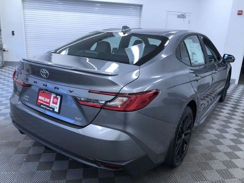 New 2026 Toyota Camry SE image 33