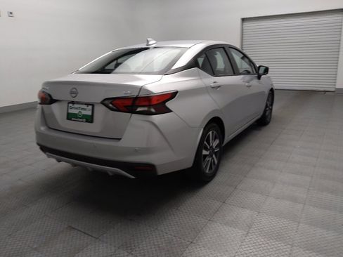 Used 2024 Nissan Versa SV image 9