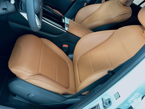 New 2026 Mercedes-Benz GLC 300 image 19