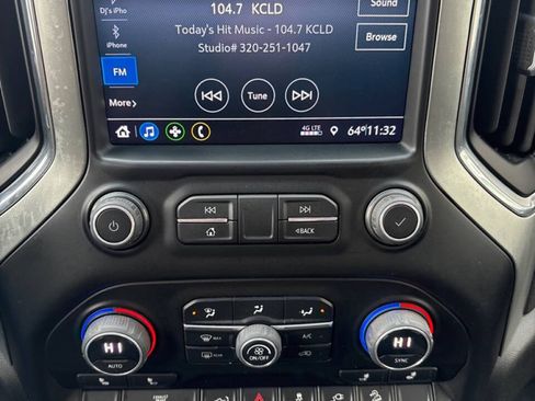 Used 2023 Chevrolet Silverado 2500 LT AWD/4WD image 14