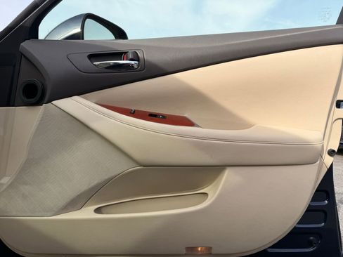 Used 2012 Lexus ES 350 image 32