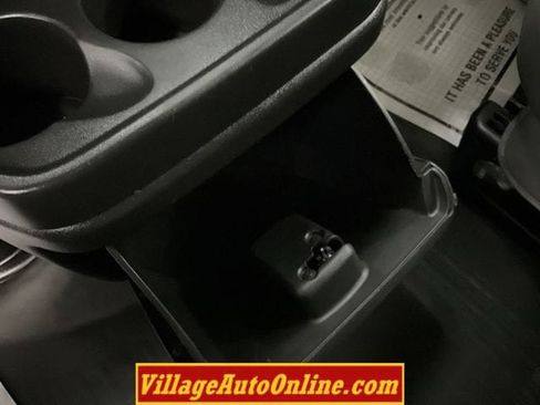 Used 2019 Chevrolet Express 2500 w/ Driver Convenience Package RWD image 24
