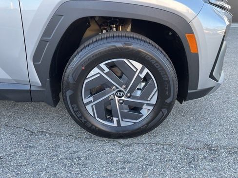 New 2026 Hyundai Tucson Blue SE image 40
