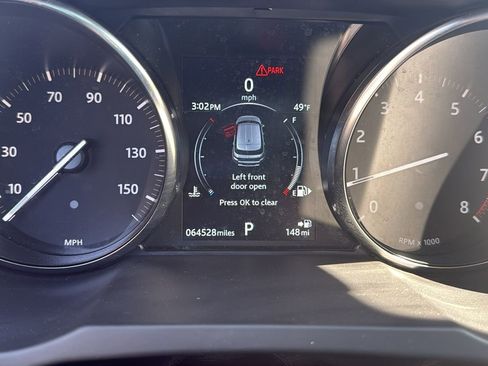 Used 2019 Land Rover Range Rover Evoque SE Premium image 21