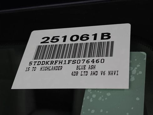 Used 2015 Toyota Highlander Limited image 36