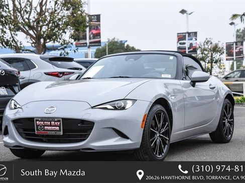 Certified 2025 MAZDA MX-5 Miata Grand Touring image 2