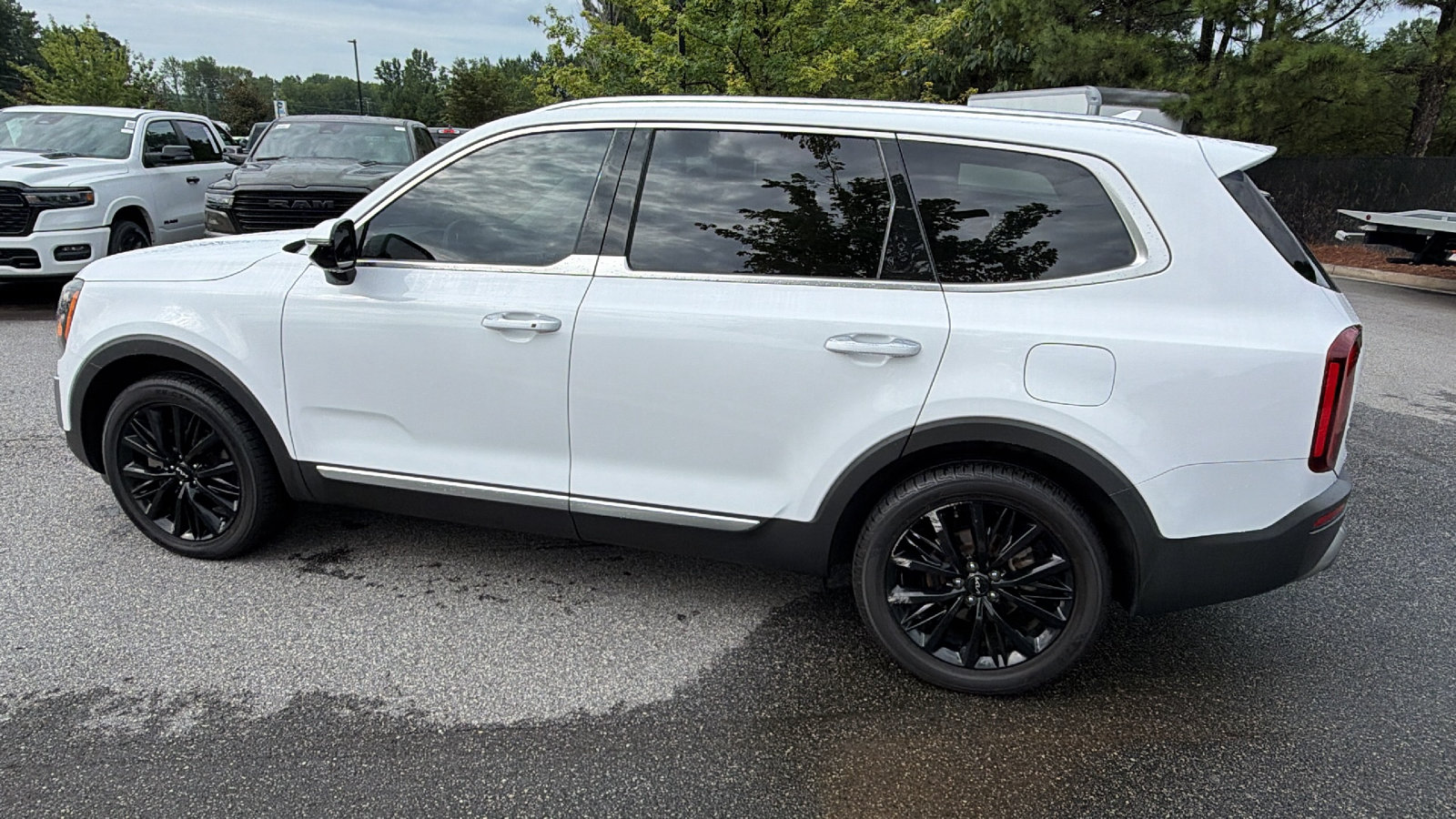 Used 2022 Kia Telluride SX w/ SX Prestige Package AWD/4WD image 11
