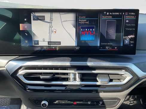 Used 2023 BMW 330i xDrive Sedan w/ Premium Package image 17