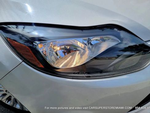 Used 2012 Ford Focus Titanium image 48