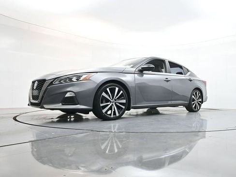 Used 2020 Nissan Altima 2.5 SR FWD image 44