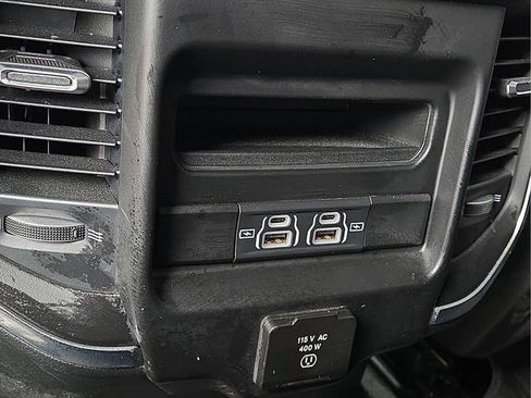Used 2022 RAM 1500 Laramie image 16