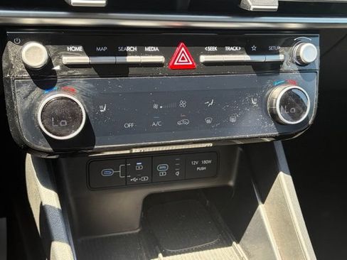 Used 2025 Hyundai Tucson SEL AWD/4WD image 21