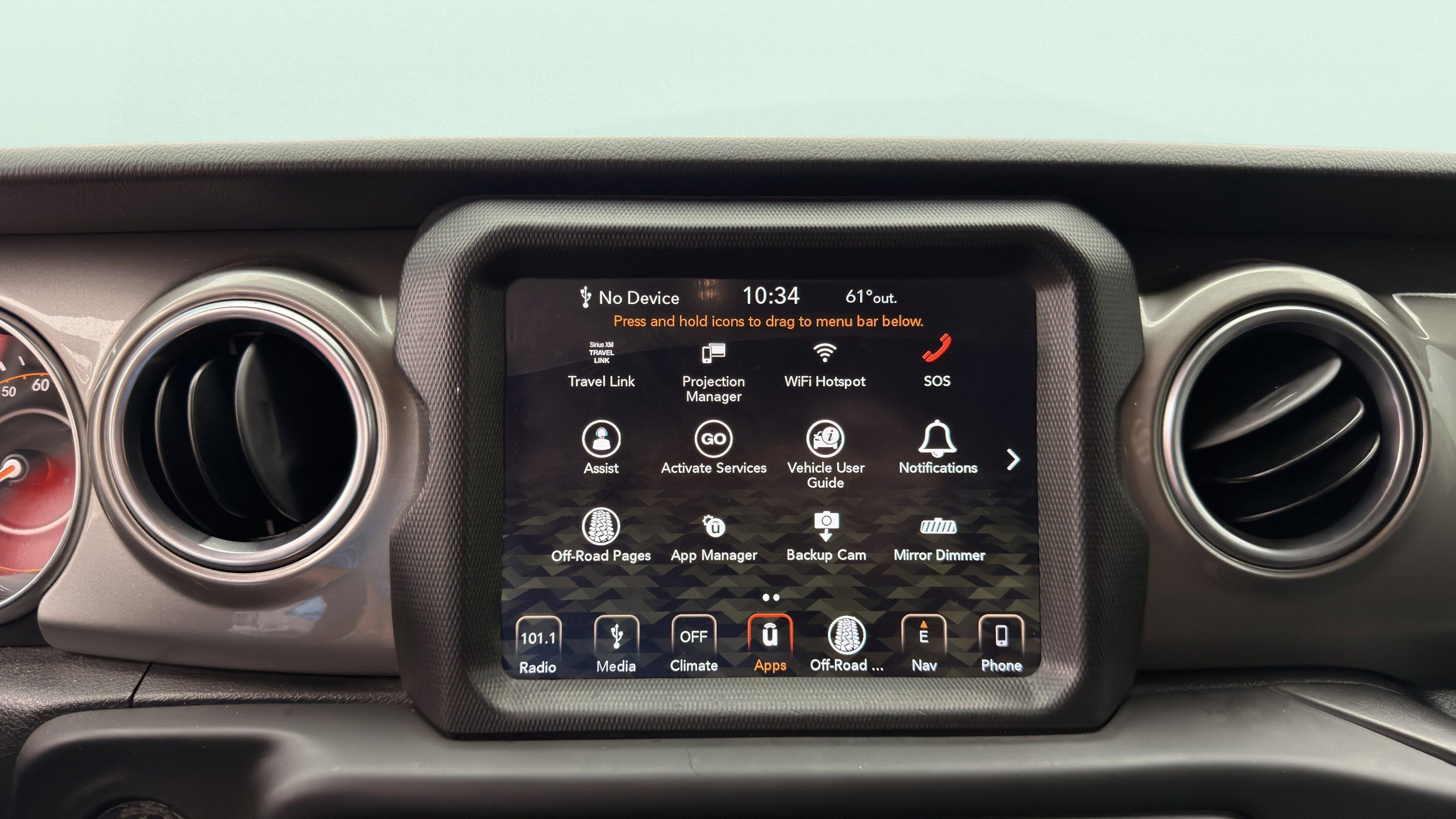 Used 2018 Jeep Wrangler Unlimited Sahara w/ Uconnect 4C Nav & Sound Group AWD/4WD image 50
