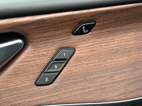 Used 2025 Jeep Grand Cherokee Summit image 18