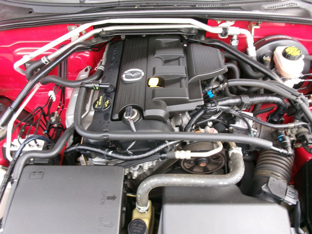 Used 2006 MAZDA MX-5 Miata Sport RWD image 33