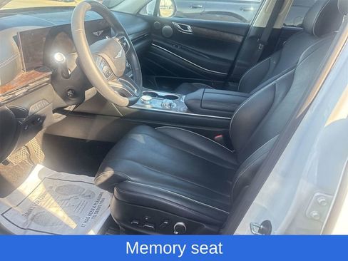 Used 2025 Genesis GV80 2.5T Prestige image 5