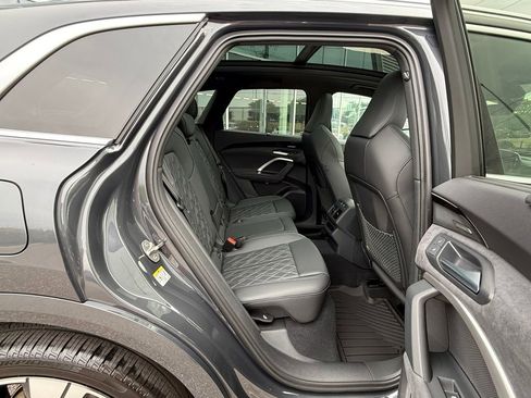 New 2025 Audi SQ5 Premium Plus image 52