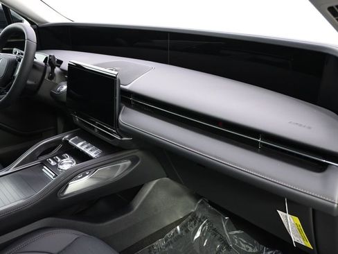 New 2026 Lincoln Nautilus Reserve AWD/4WD image 15