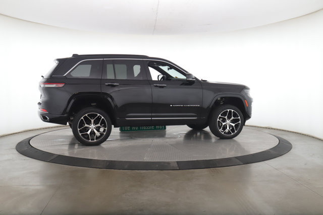 Used 2025 Jeep Grand Cherokee Summit AWD/4WD image 6