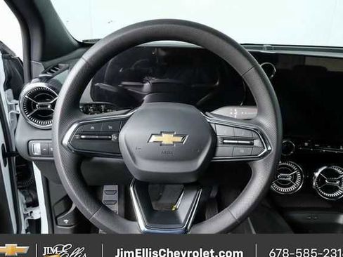 New 2026 Chevrolet Blazer EV LT image 10