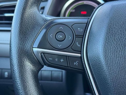 Used 2023 Toyota Camry LE image 21