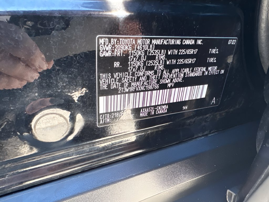 Used 2022 Toyota RAV4 XLE w/ Convenience Package FWD image 31