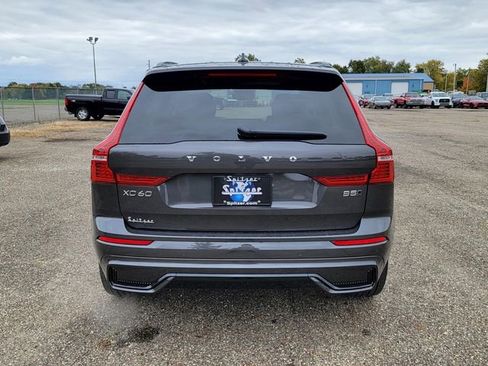 Used 2024 Volvo XC60 B5 Ultimate image 7