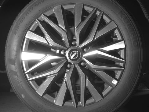 Used 2025 Nissan Altima 2.5 SV FWD image 15