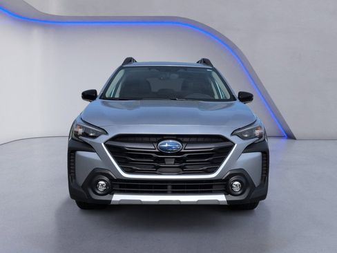Used 2023 Subaru Outback Limited AWD/4WD image 13