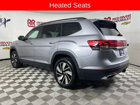 Used 2025 Volkswagen Atlas SE image 6