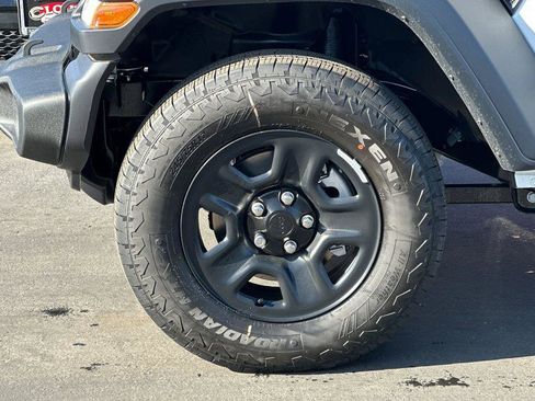 New 2026 Jeep Wrangler Unlimited Sport image 25