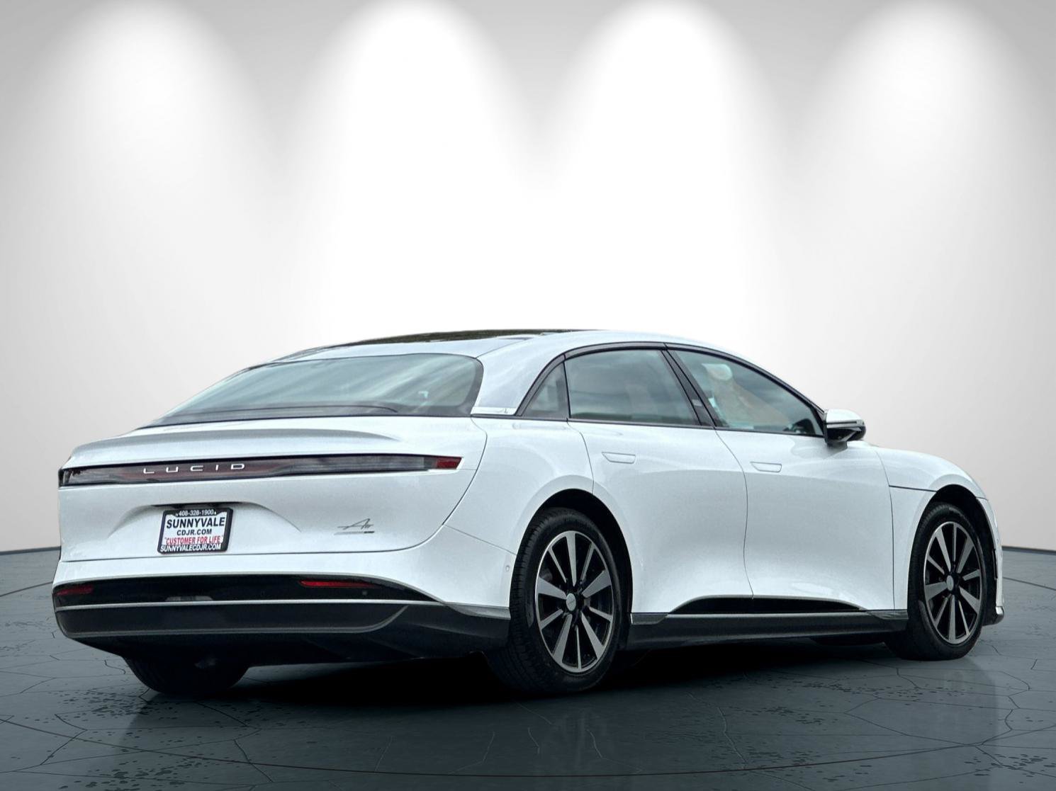 Used 2023 Lucid Air Touring AWD/4WD image 4