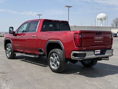 New 2026 GMC Sierra 2500 SLT image 6